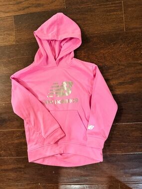 New Balance Girls' Pink Hoodie Sweatshirt size 5/6